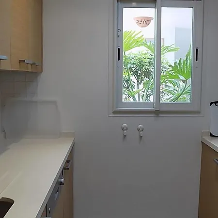 Modern Beautiful & Tranquil Spacious *